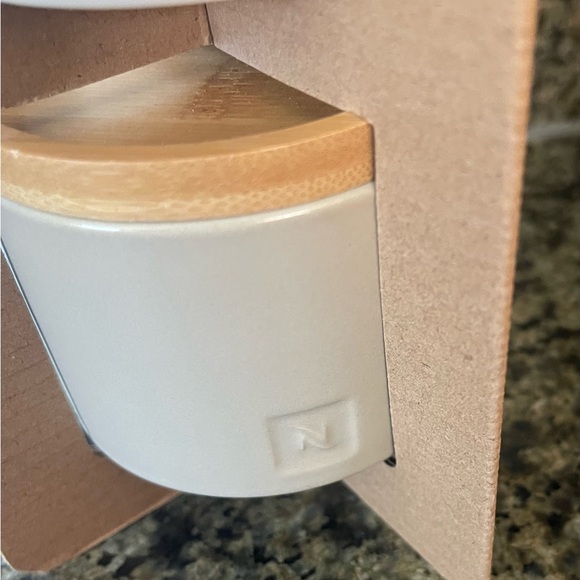 Nespresso Cream and Tan Ceramic Sugar and Creamer Set - Picture 6 of 6